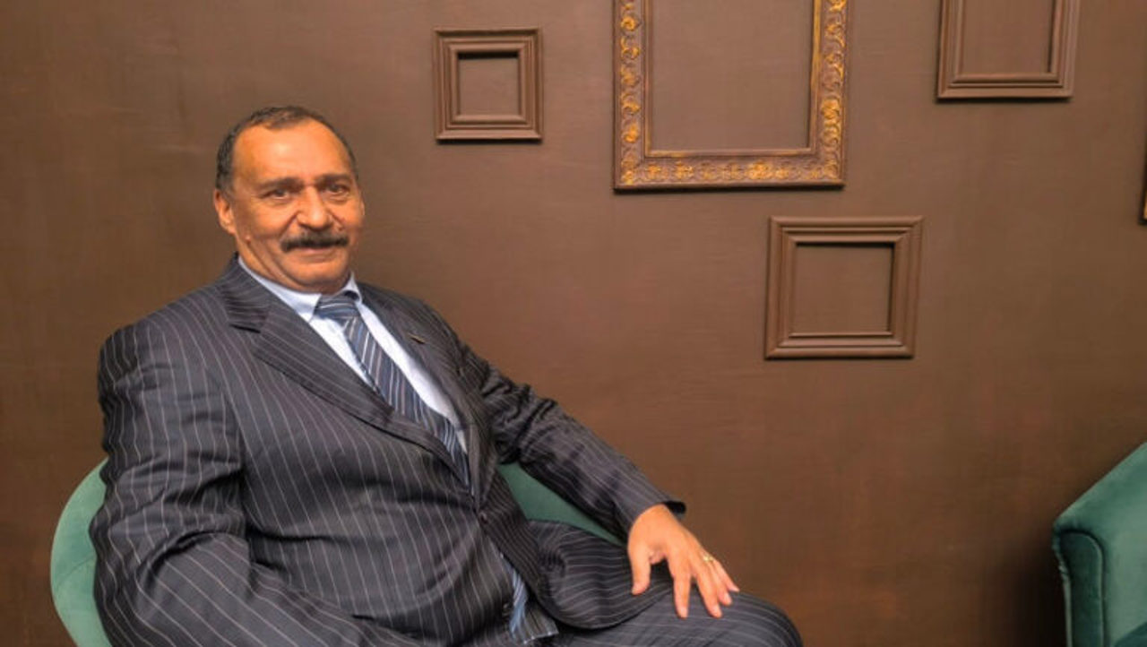 Comunitatea romă din Moldova are un nou baron. Cine este Robert Cerari
