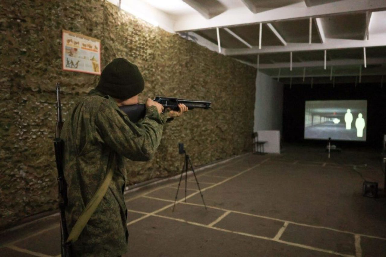 Promo-LEX: Tineri din regiunea transnistreană, îndoctrinați la Moscova într-un program de militarizare