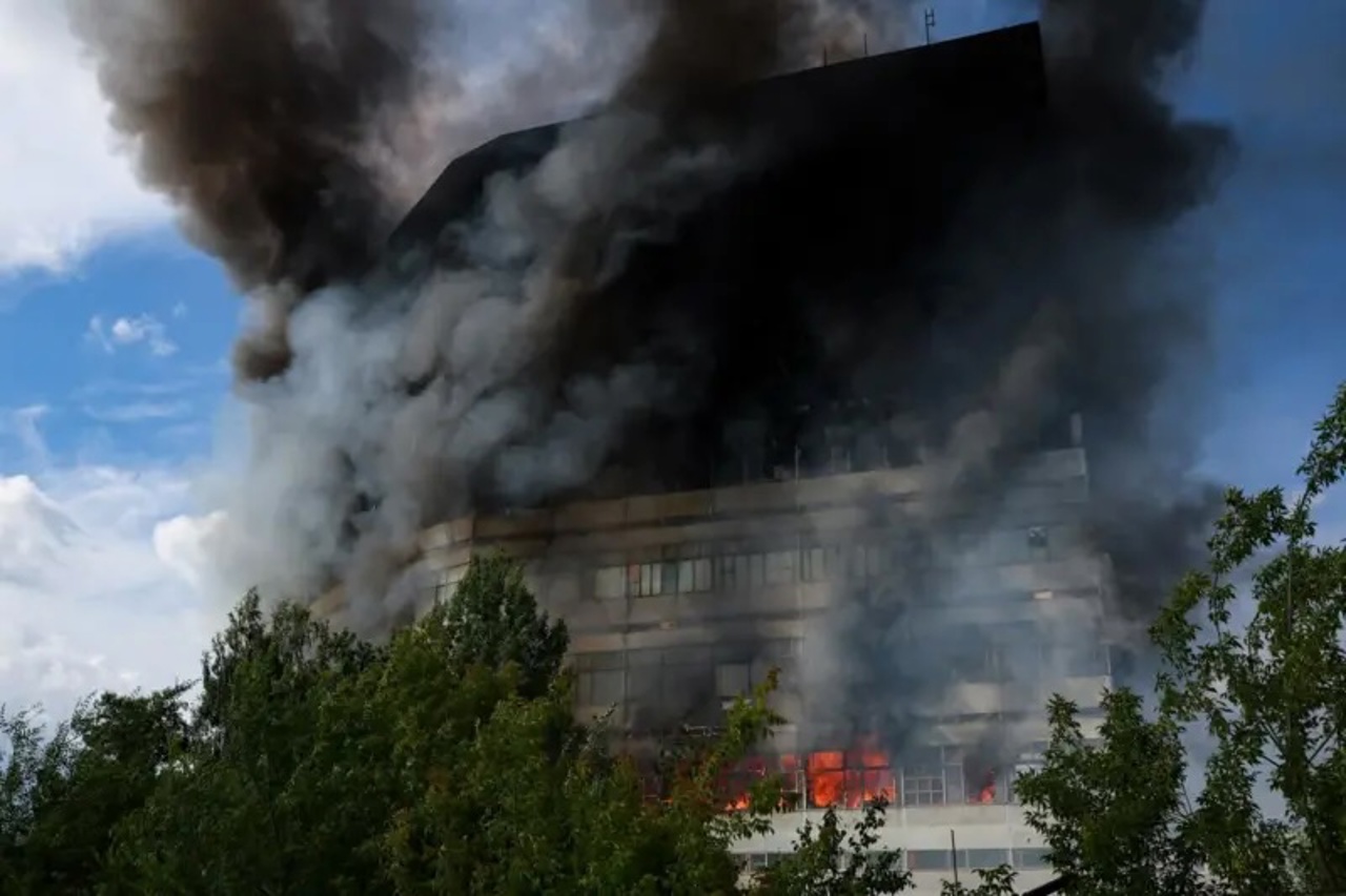 Opt persoane au murit într-un incendiu la Friazino, lângă Moscova