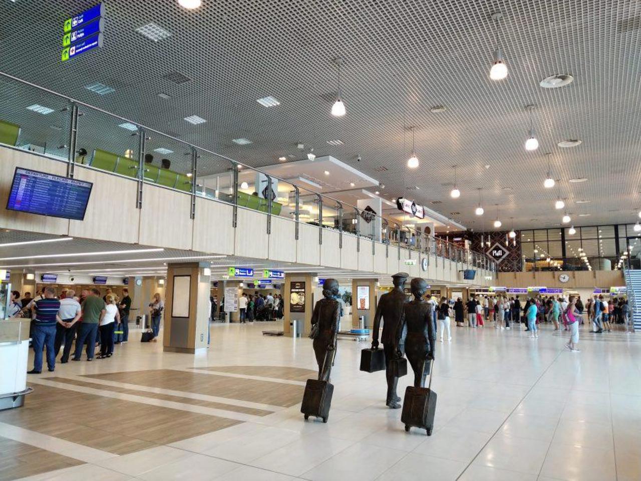 Restricțiile de acces în terminalul Aeroportului Internațional Chișinău, eliminate complet din 23 noiembrie