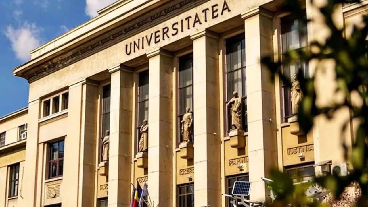 Burse doar pe durata anului universitar pentru studenții basarabeni din România: propunerea, discutată peste Prut