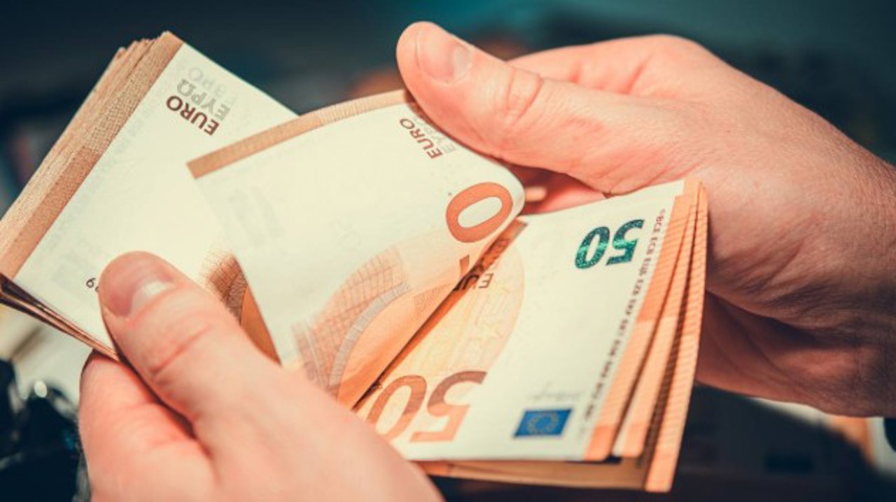 Moldova's low minimum wage and the cost of living