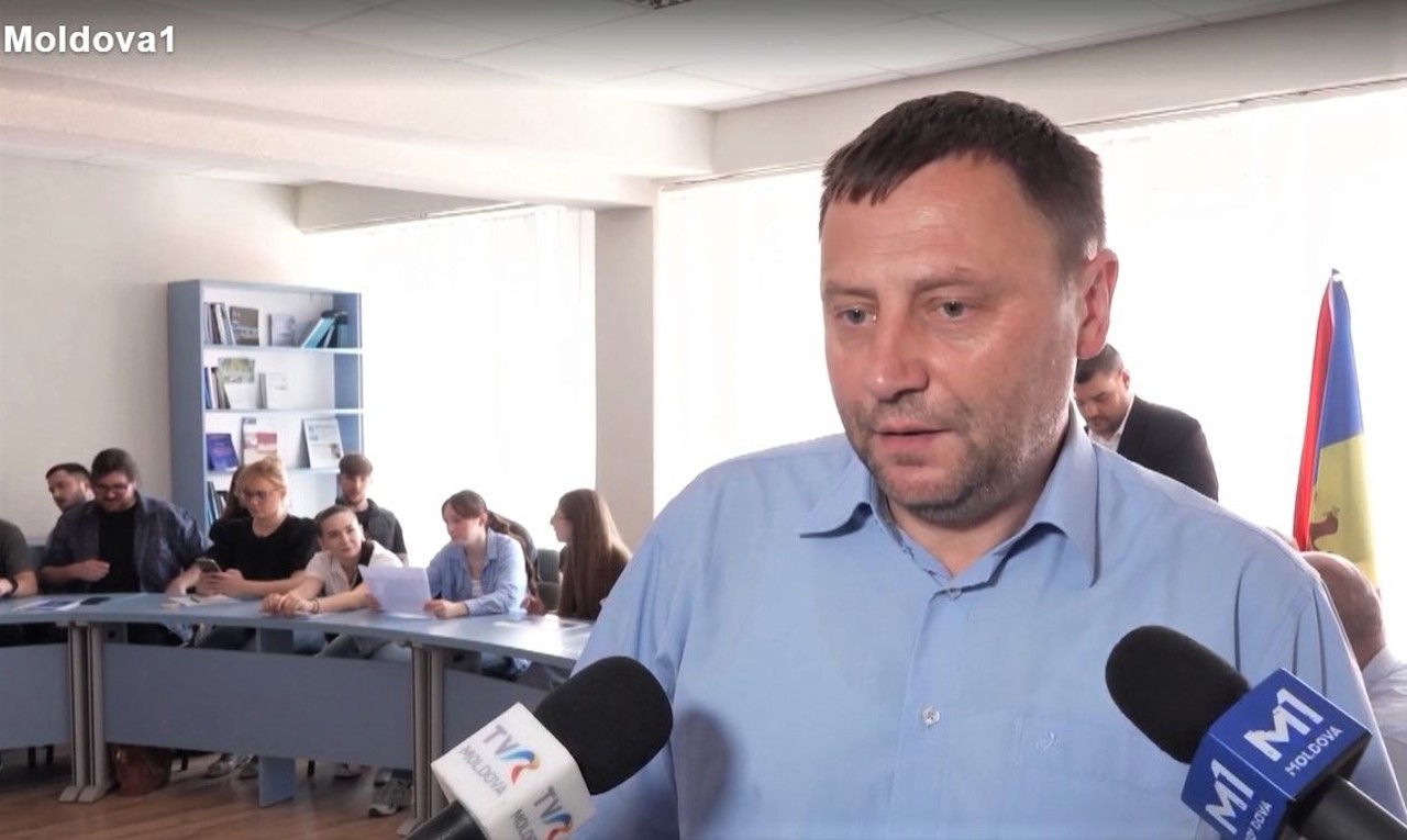 Ion Tăbârță, la Radio Moldova: Demisia lui Munteanu, semnul lipsei de sinergie dintre premier și echipa PAS