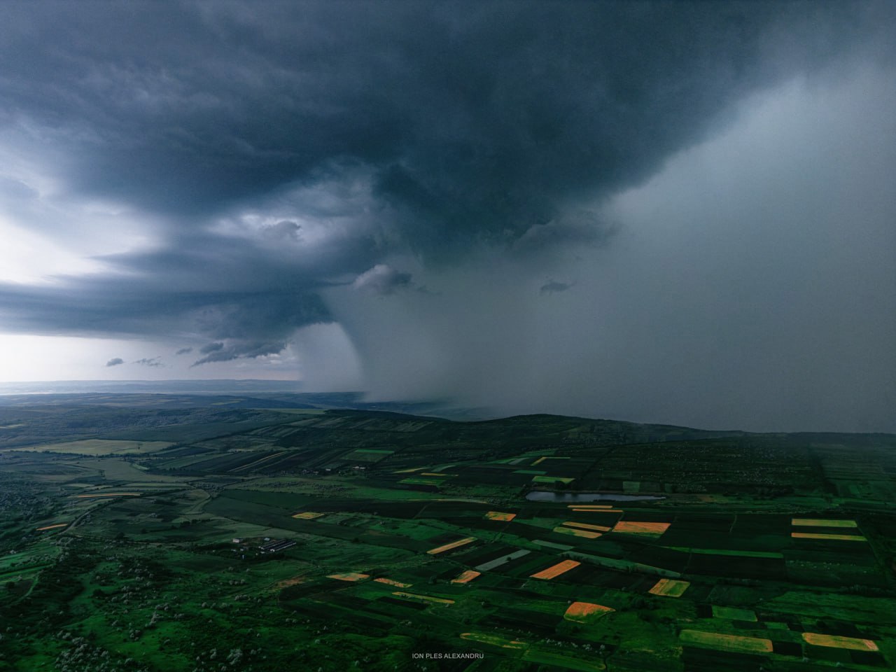 Moldova weather alert: Heavy rain and strong winds expected