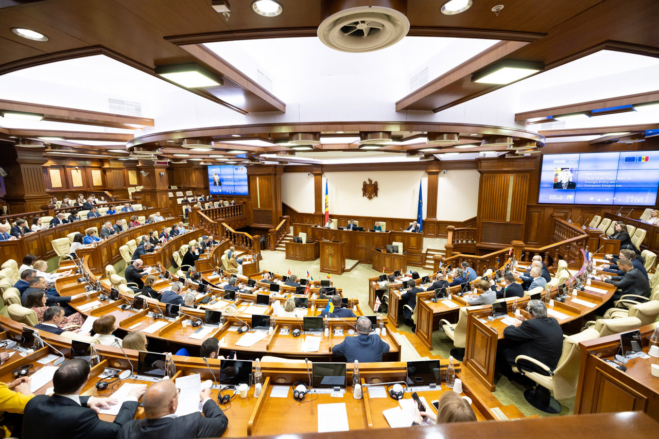 Moldova's Draft Resolution on EU Accession Referendum Reaches Parliament