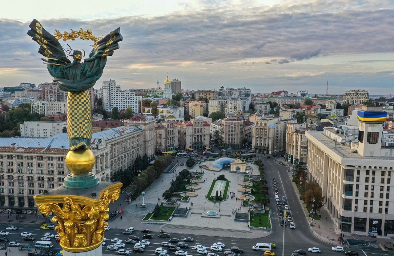 Expertul Andrei Curăraru, despre alegeri în timp de război: „Zelenski nu-și apără fotoliul, ci Constituția” 