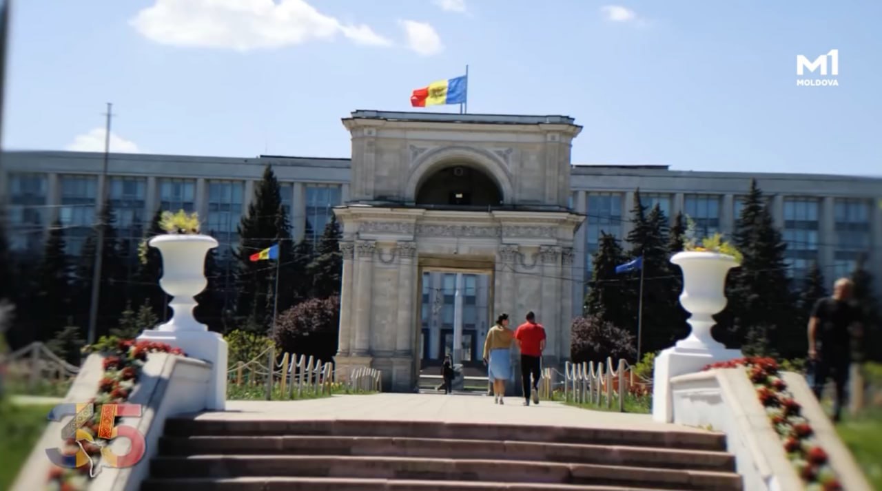 VIDEO | „35 de ani de independență”: 1994, anul Constituției și al autonomiei Găgăuziei