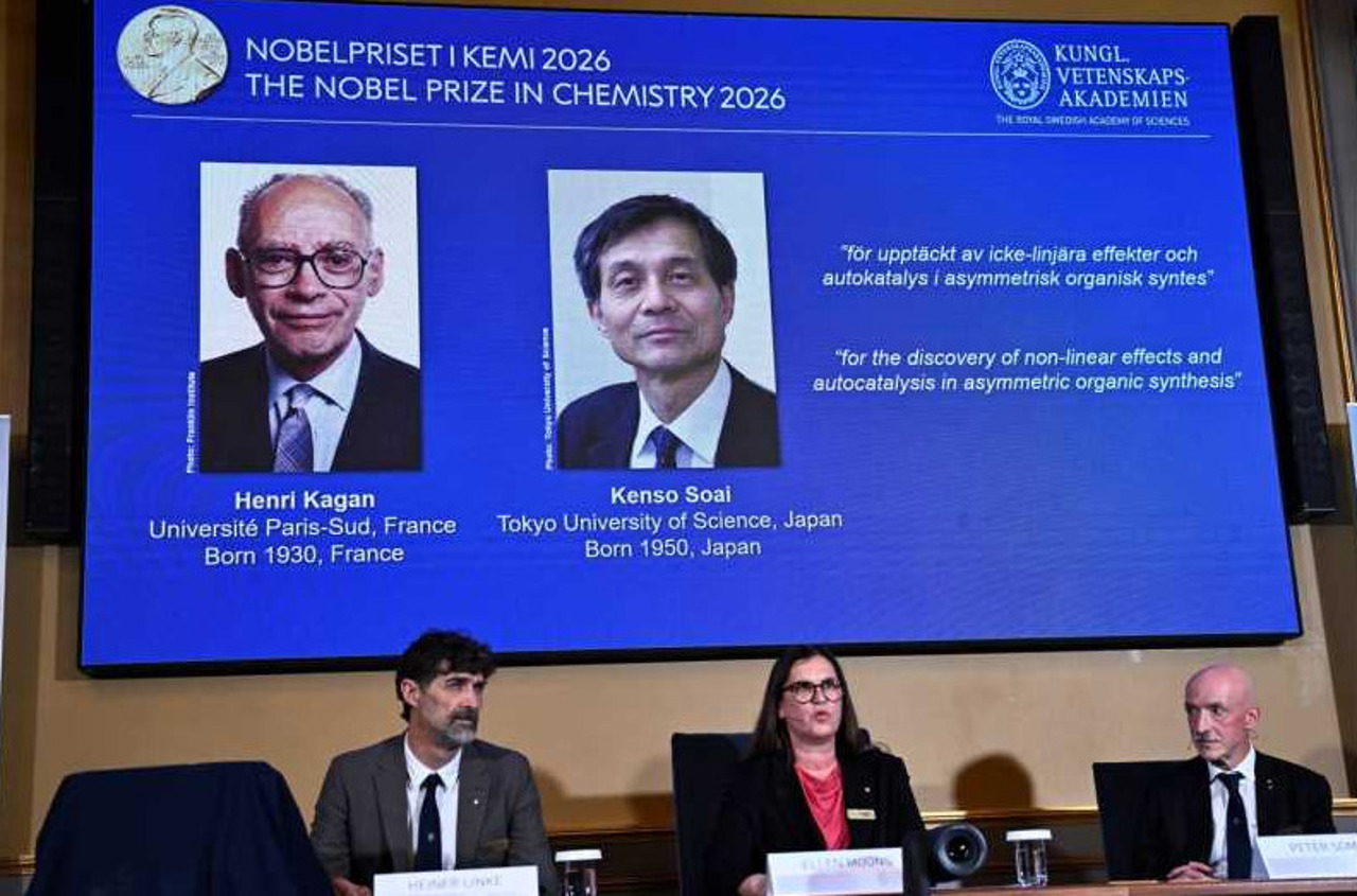 Nobelul pentru Chimie 2026: doi cercetători au descifrat misterul „moleculelor în oglindă”