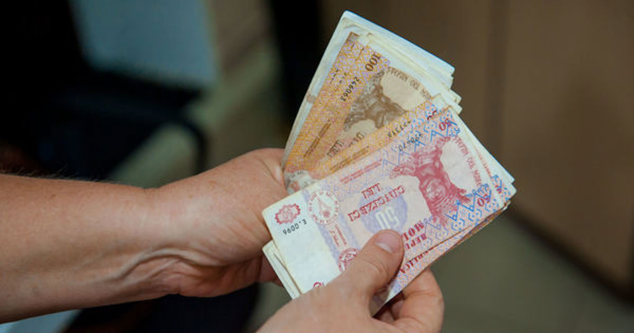 CNAS a finanțat prima tranșă a pensiilor și alocațiilor sociale pentru luna aprilie