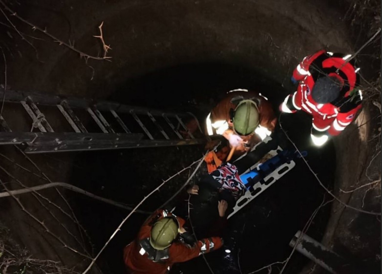 Incident în raionul Sîngerei: O femeie a căzut într-o groapă de canalizare, la o adâncime de 5 metri