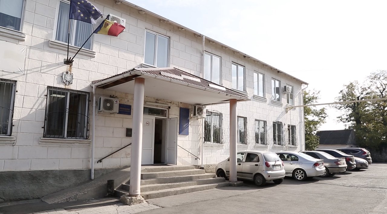 Обыски в примэрии Дурлешт по делу о присвоении госземель