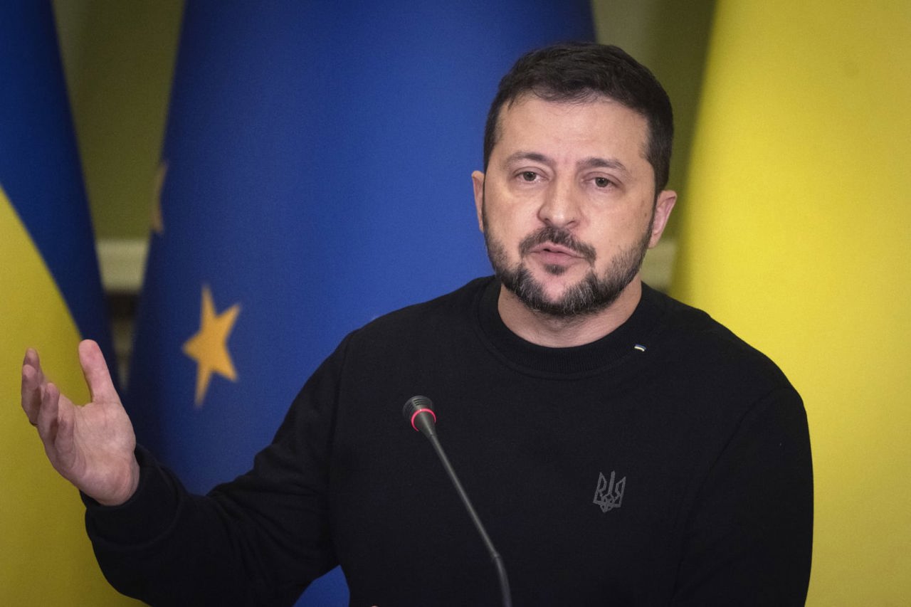Зеленский обратился к партнерам ЕС: Не время воспринимать олигархов РФ как друзей