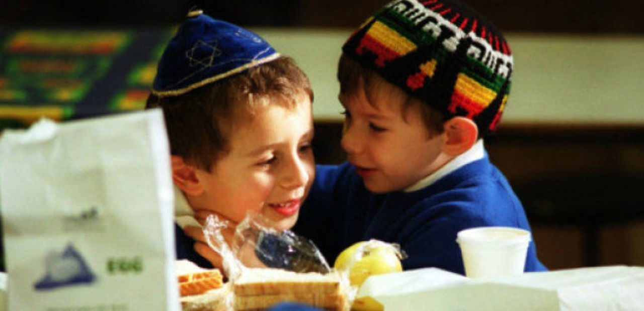 Război în Israel// Școlile și universitățile sunt închise, iar țările europene intensifică securitatea comunității evreiești 