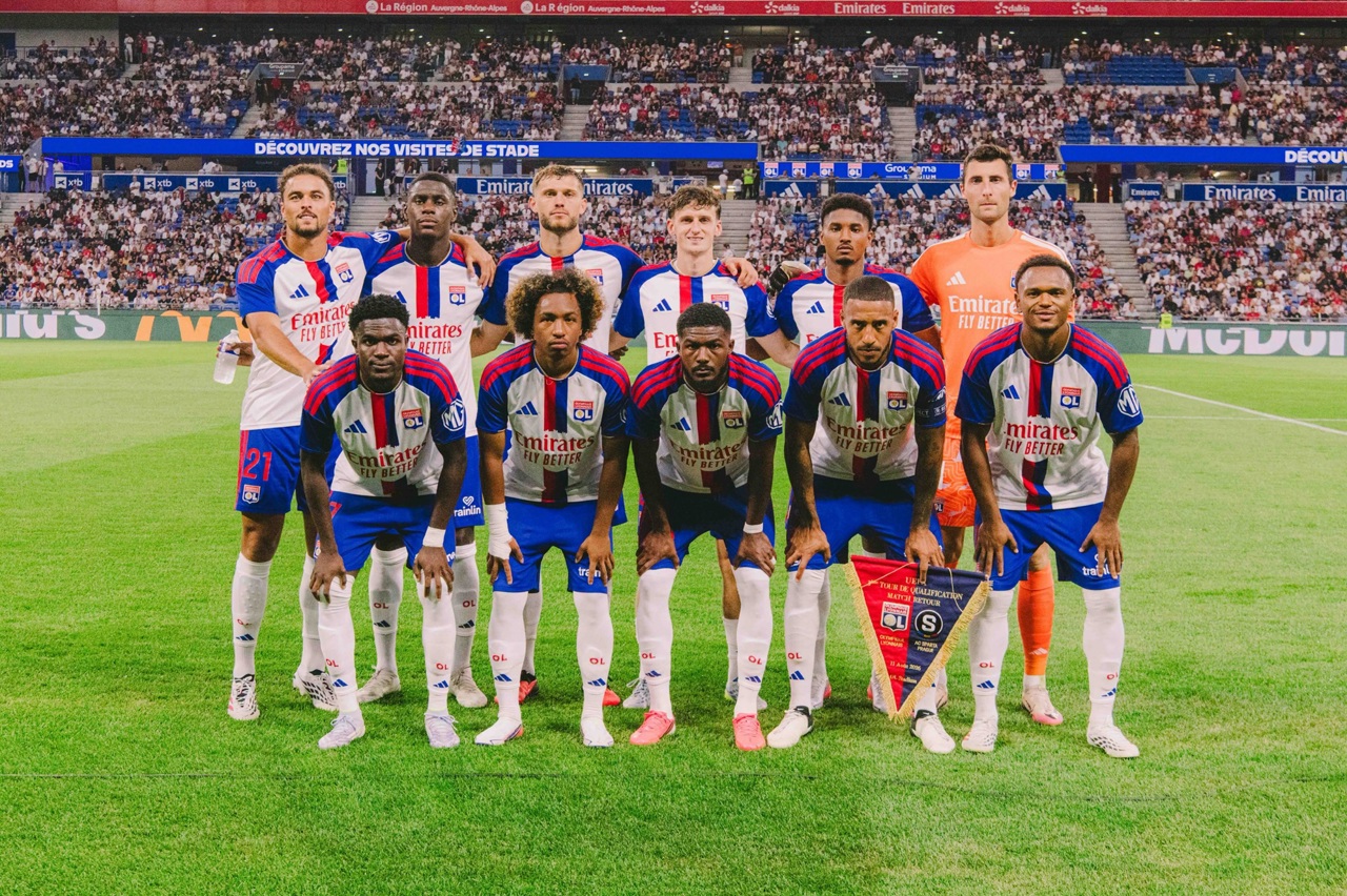 Olympique Lyon este tot mai aproape de „grupa unică” a Ligii Campionilor