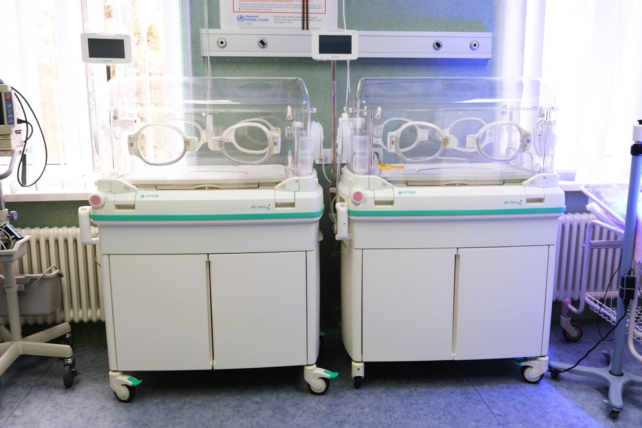 Modern medical equipment in nine perinatal centres across the country