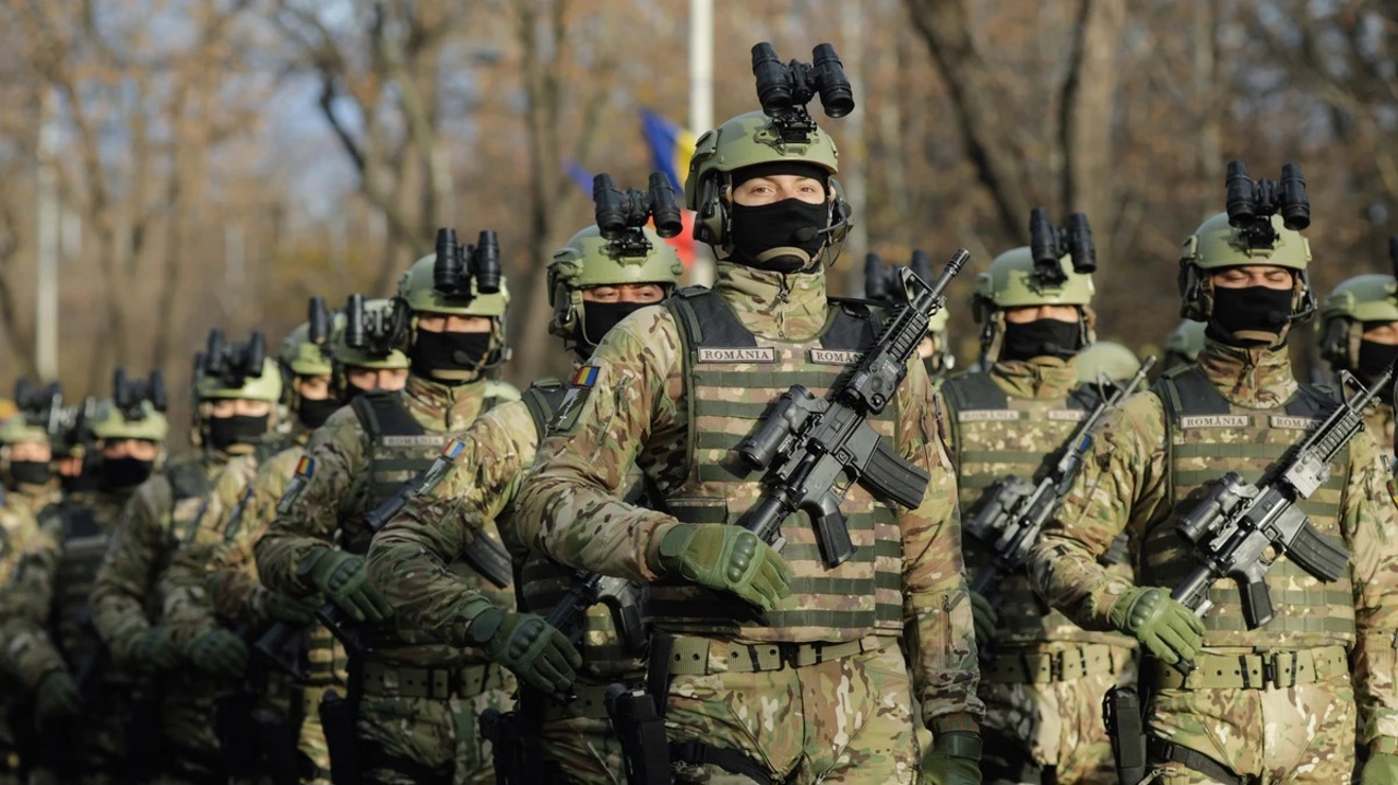 Румыны за границей могут быть защищены армией в случае опасности