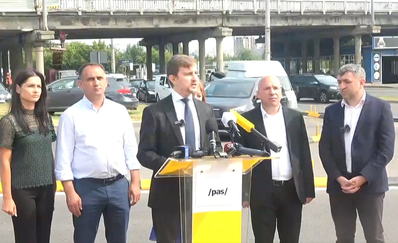 Consilierii PAS trag un semnal de alarmă: Podul de pe strada Ismail din Capitală, în stare critică. Primăria vine cu un răpuns