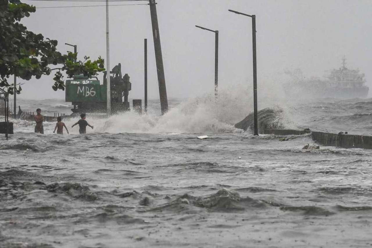 Tropical storm Yagi kills 10 in the Philippines: Floodwaters reach roofs