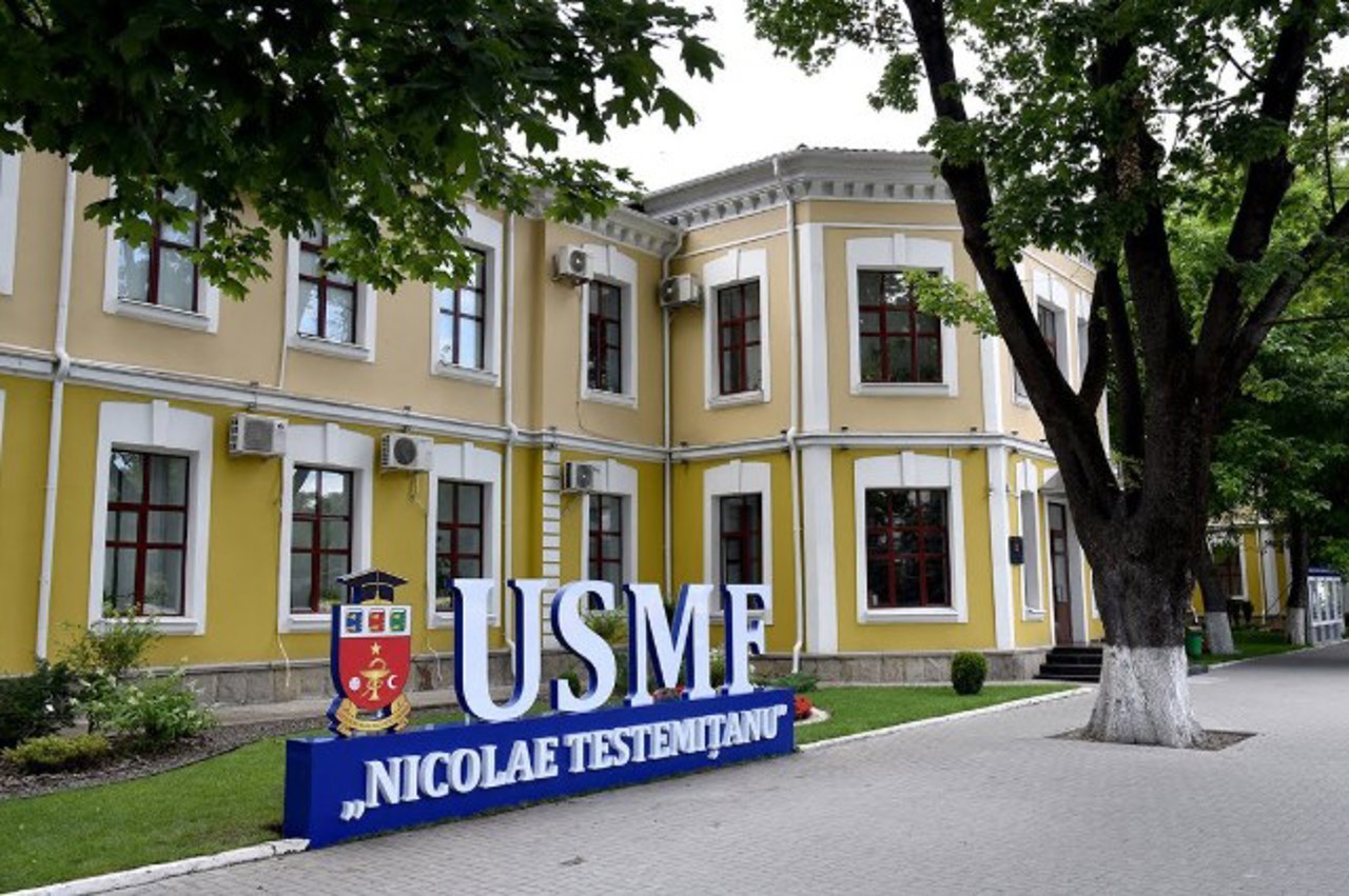 Rezultatele finale ale admiterii la Medicină: Toate locurile bugetare au fost epuizate, au mai rămas doar 35 de locuri cu taxă