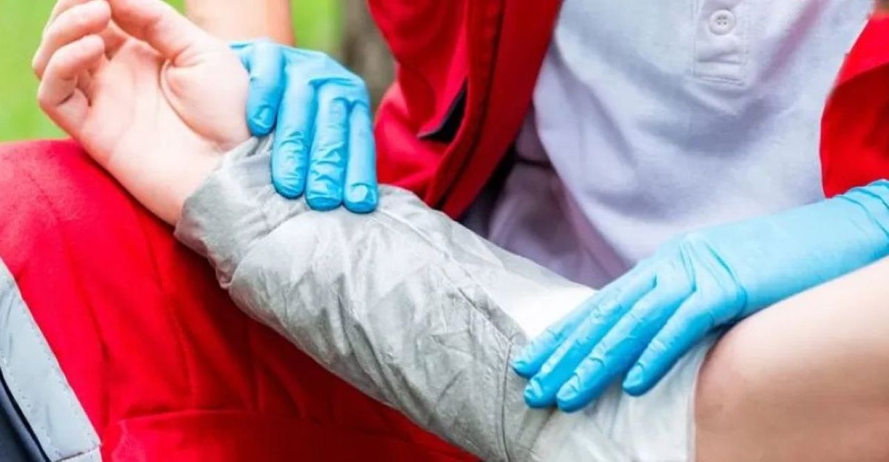 Nu toate sfaturile de pe internet sunt sigure pentru acordarea primului ajutor medical. Specialist: Este esențial ca informațiile să vină de la persoane calificate