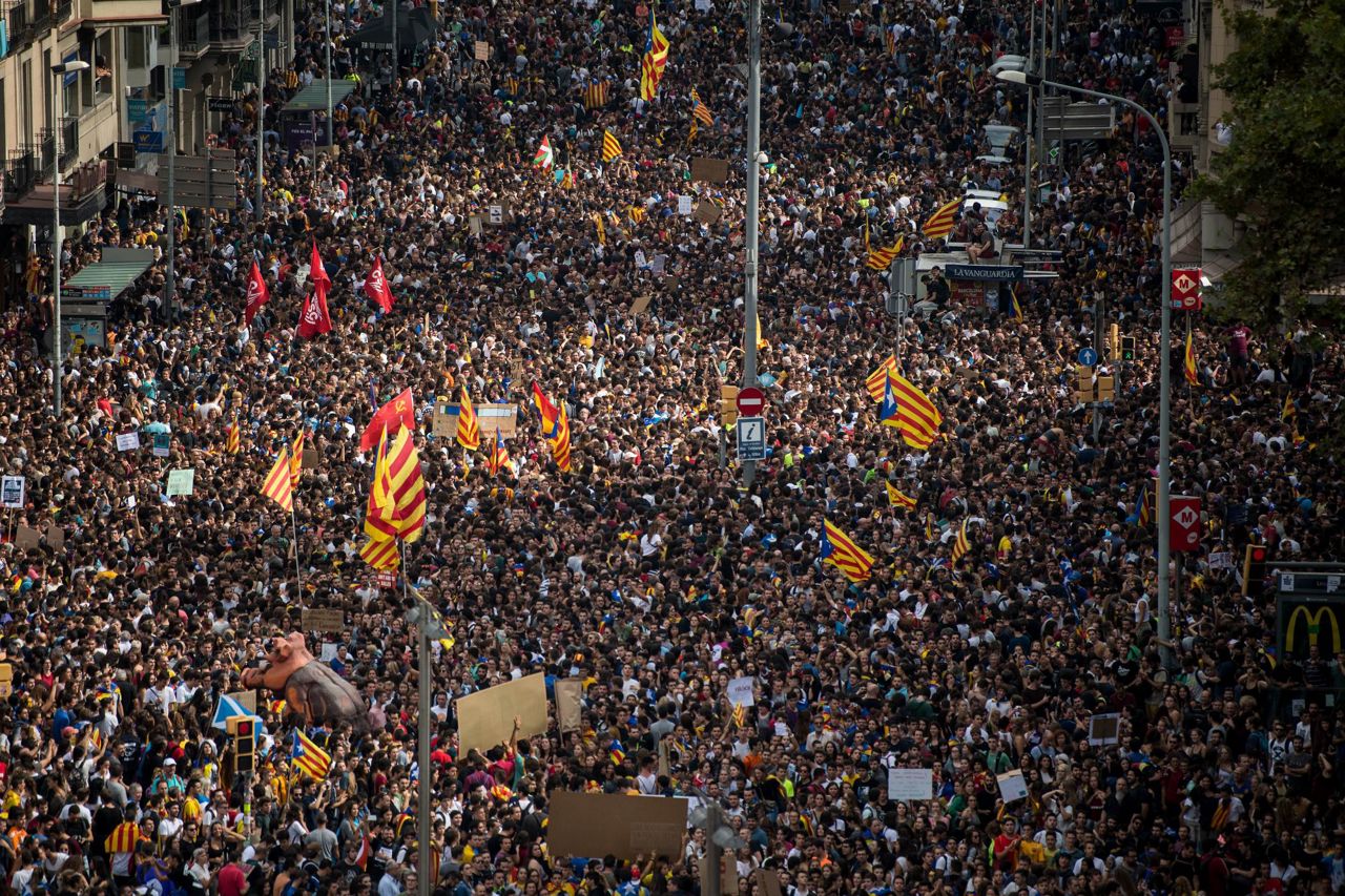 Amnistie totală a separatiștilor catalani: gambitul riscant al lui Pedro Sánchez  