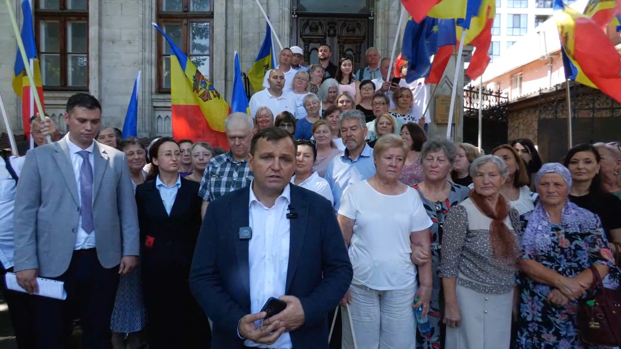 Andrei Năstase va candida independent la parlamentare 