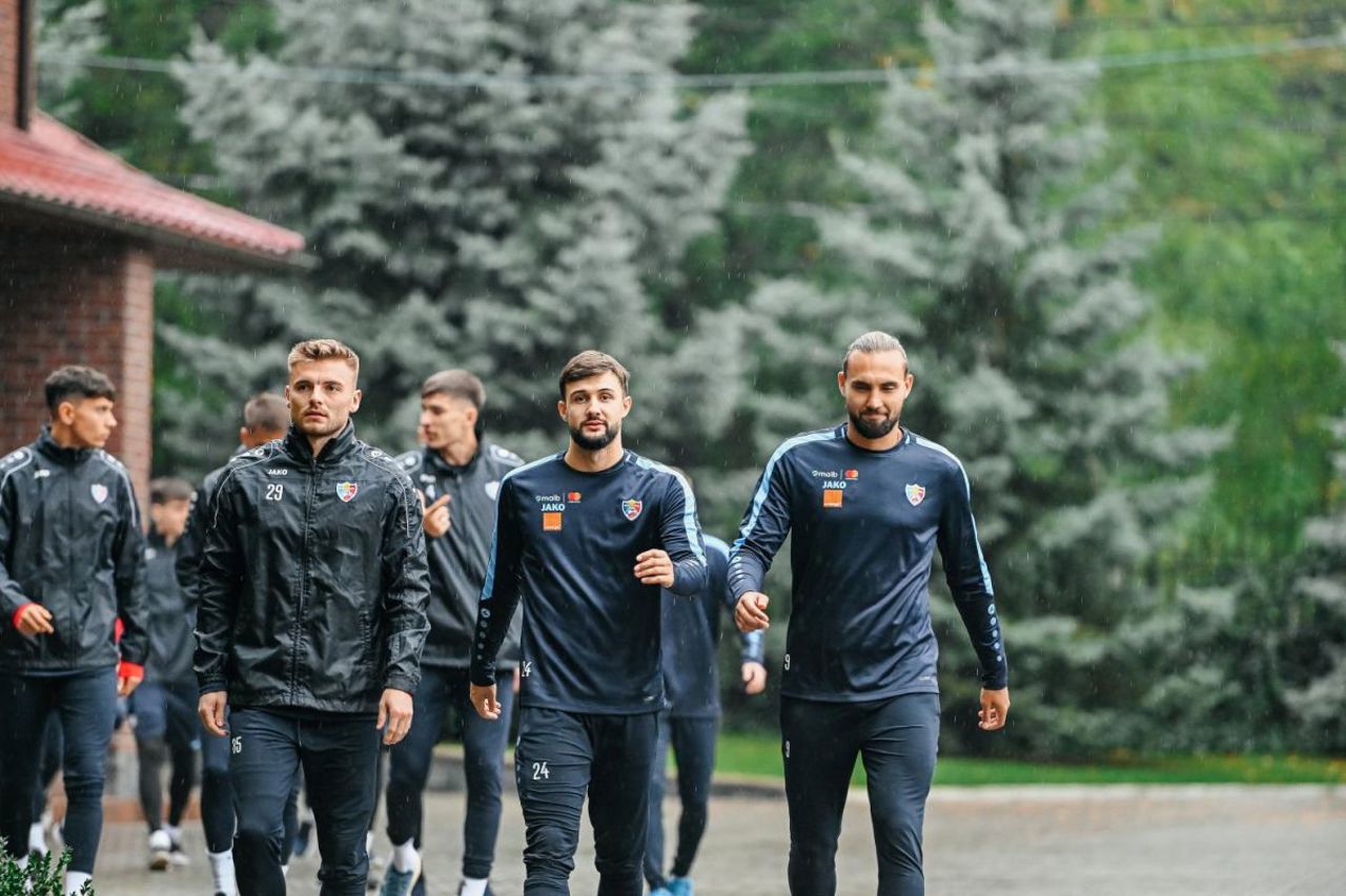 Selecționerul Lilian Popescu a mai convocat doi fotbaliști în vederea meciurilor cu România și Estonia 