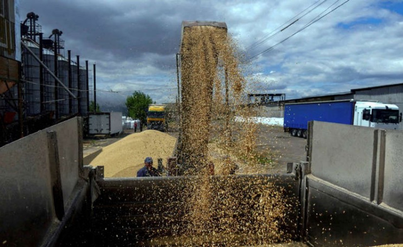 EU to impose tariffs on Russian grain imports