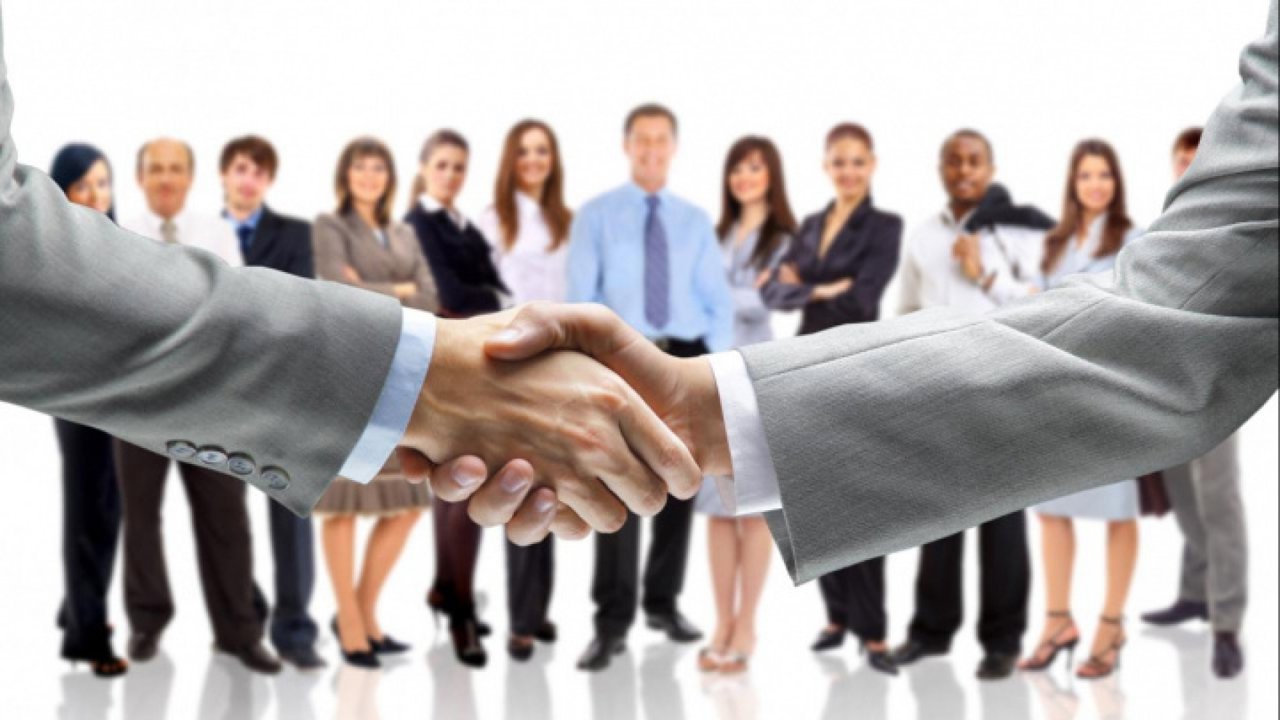 Trofee și diplome pentru cei mai buni angajatori ai anului 2022