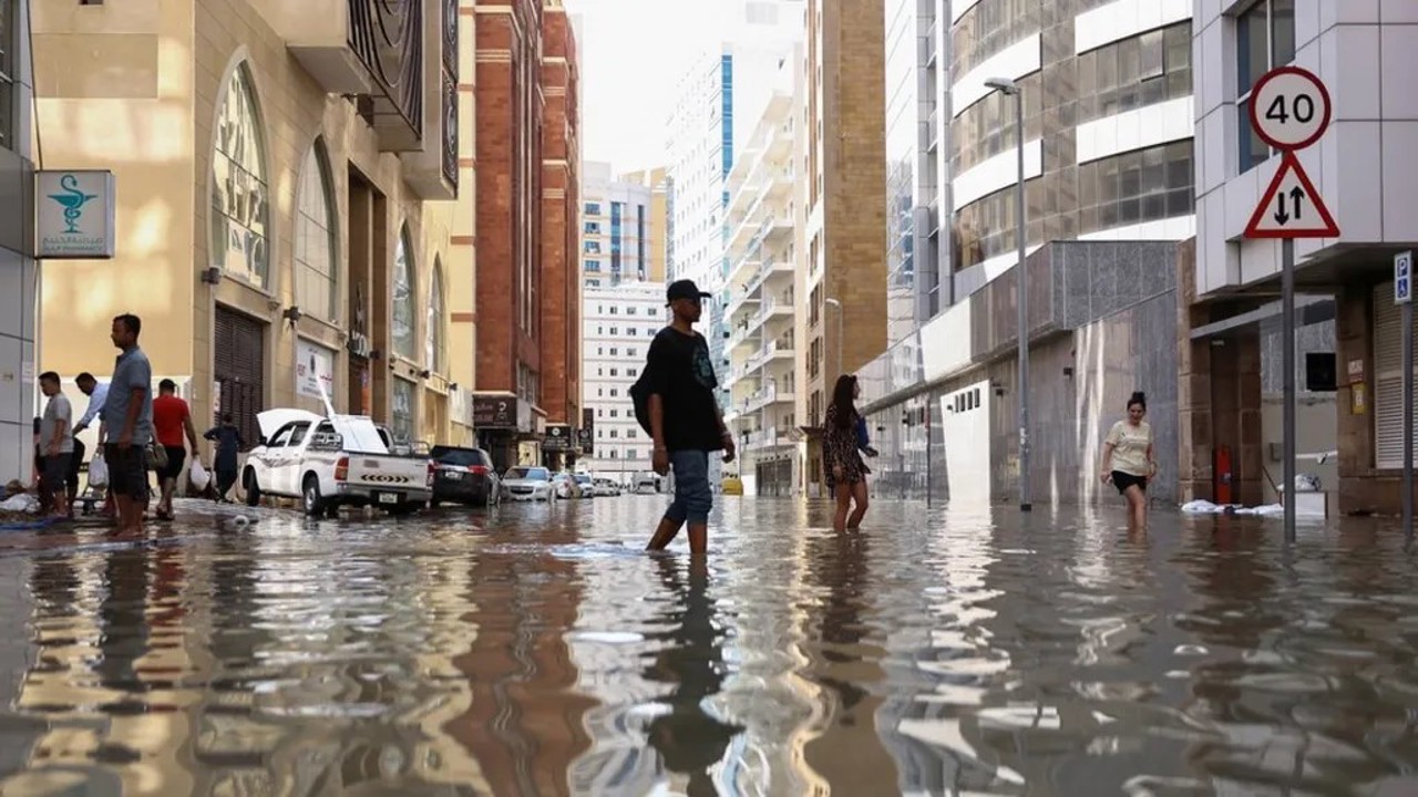 Inundații record în Dubai: Sunt schimbările climatice de vină?