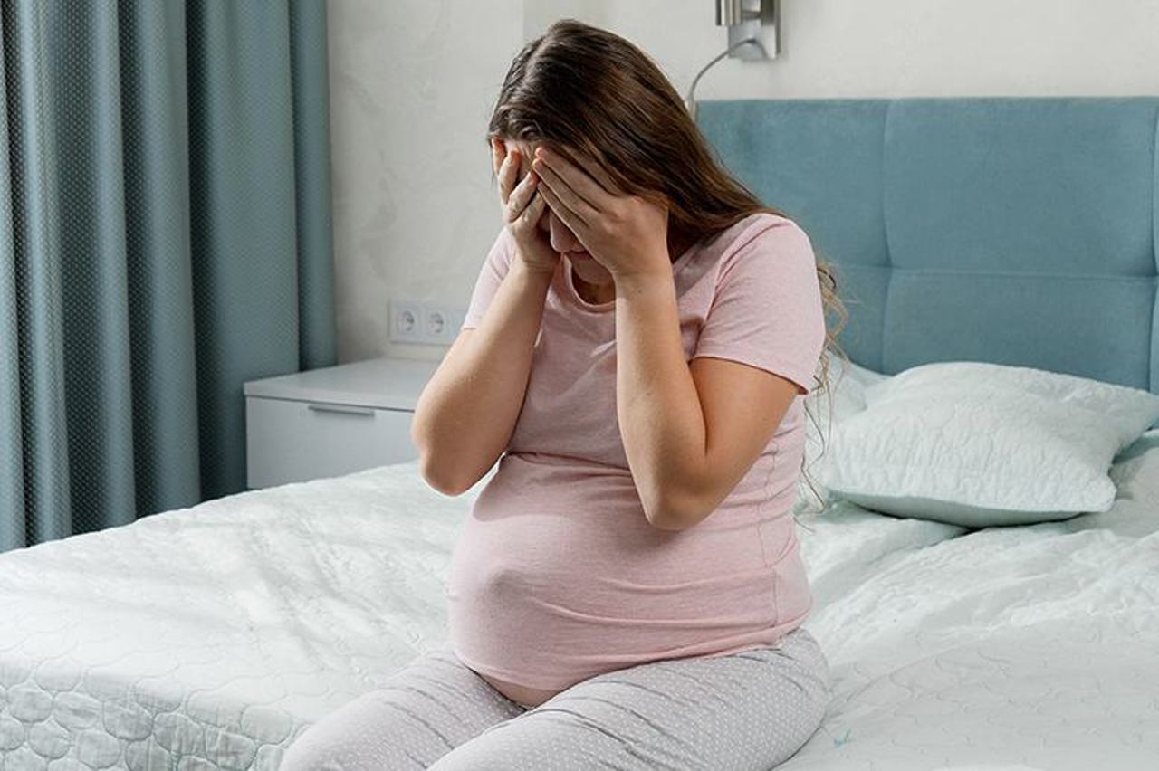 Sondaj: Fiecare a doua femeia care a născut s-a confruntat cu violență obstetrică și ginecologică