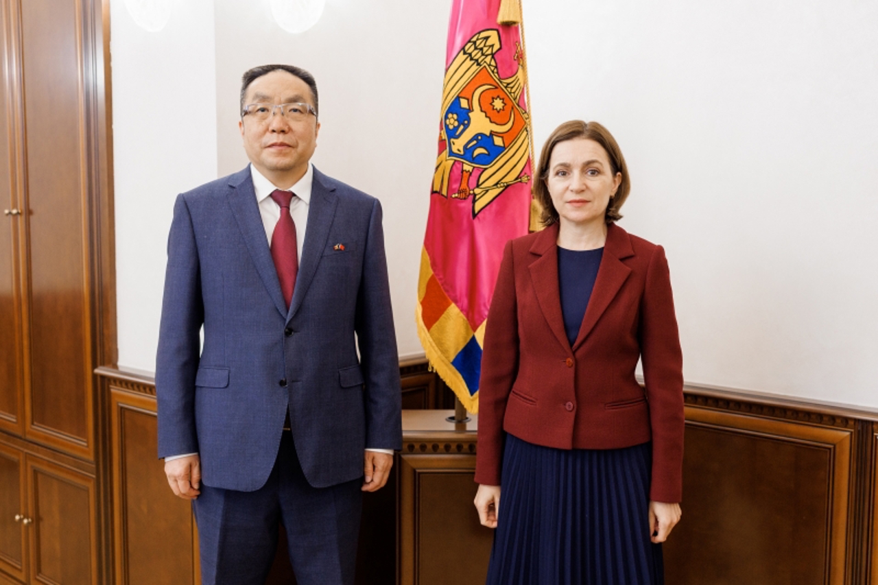 R. Moldova, interesată de extinderea cooperării economice cu China: Maia Sandu, discuții cu ambasadorul chinez, aflat la final de mandat