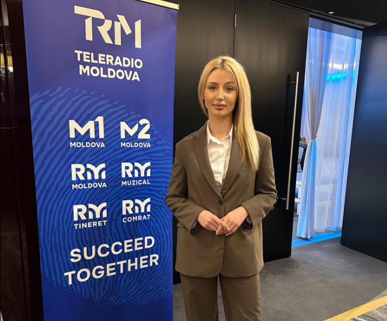Victoria Pădure – jurnalista de la Moldova 1 de aceeași „vârstă” cu R. Moldova: „Nu este doar o coincidență frumoasă”