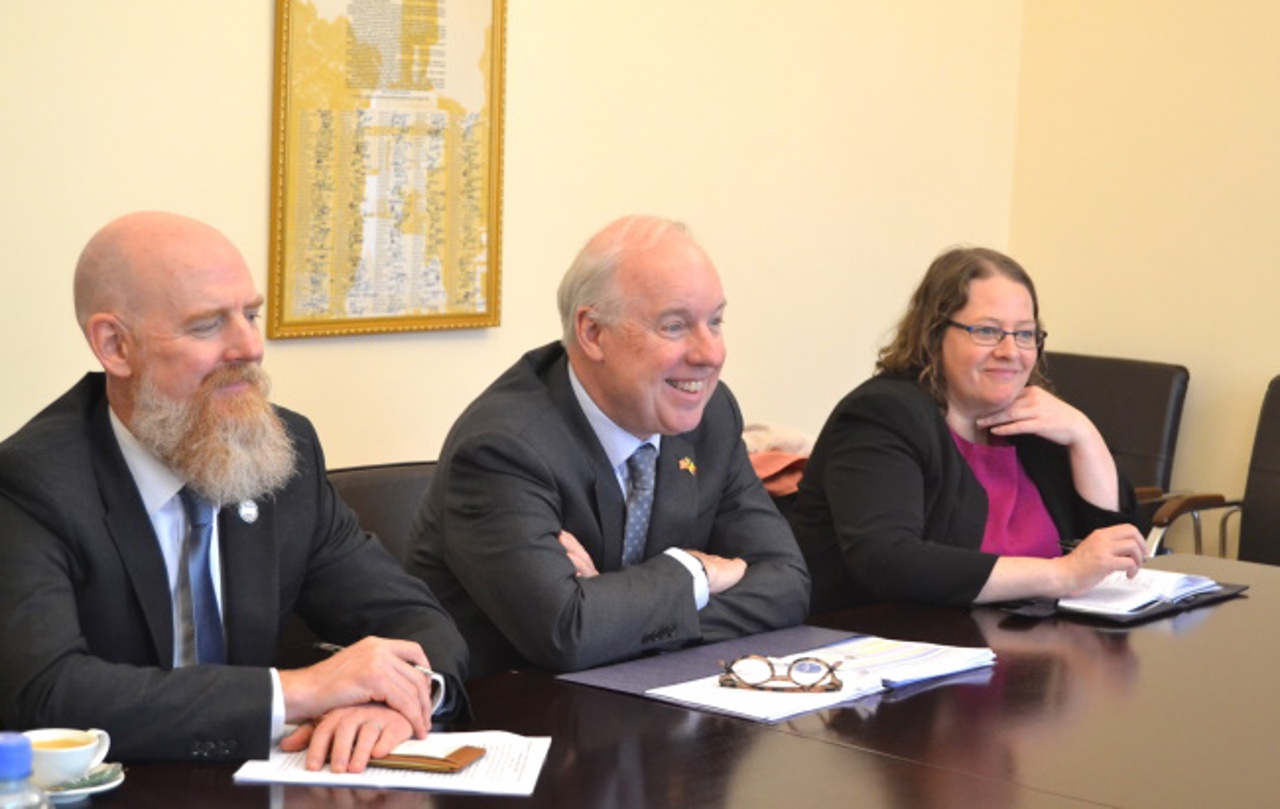 Повестку молдавско-американского сотрудничества министр финансов обсудил с послом США