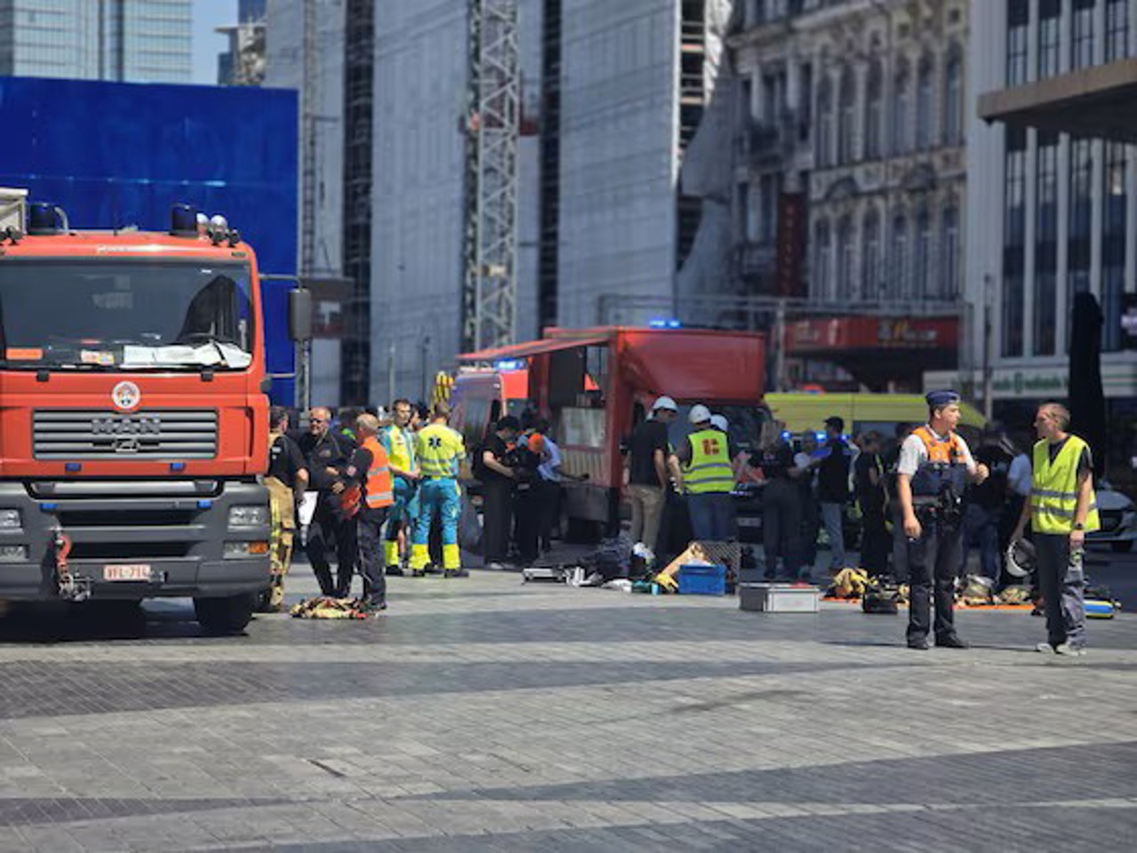 Incendiu devastator în centrul Bruxelles-ului: Există mai multe victime