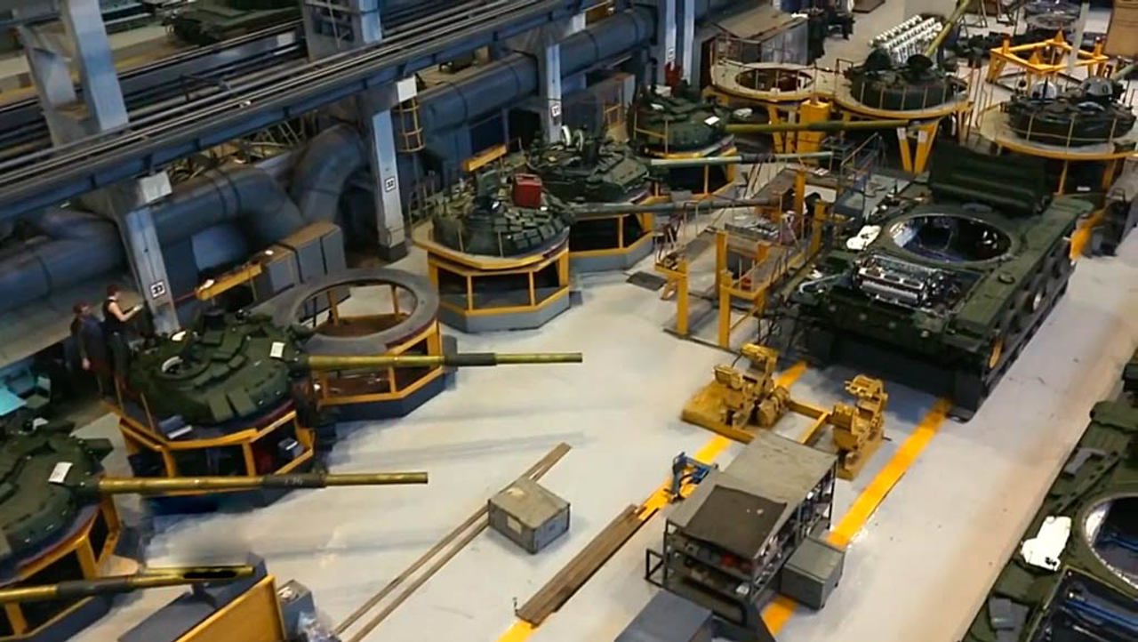 Două treimi din creșterea economică a Rusiei provine din industria de război