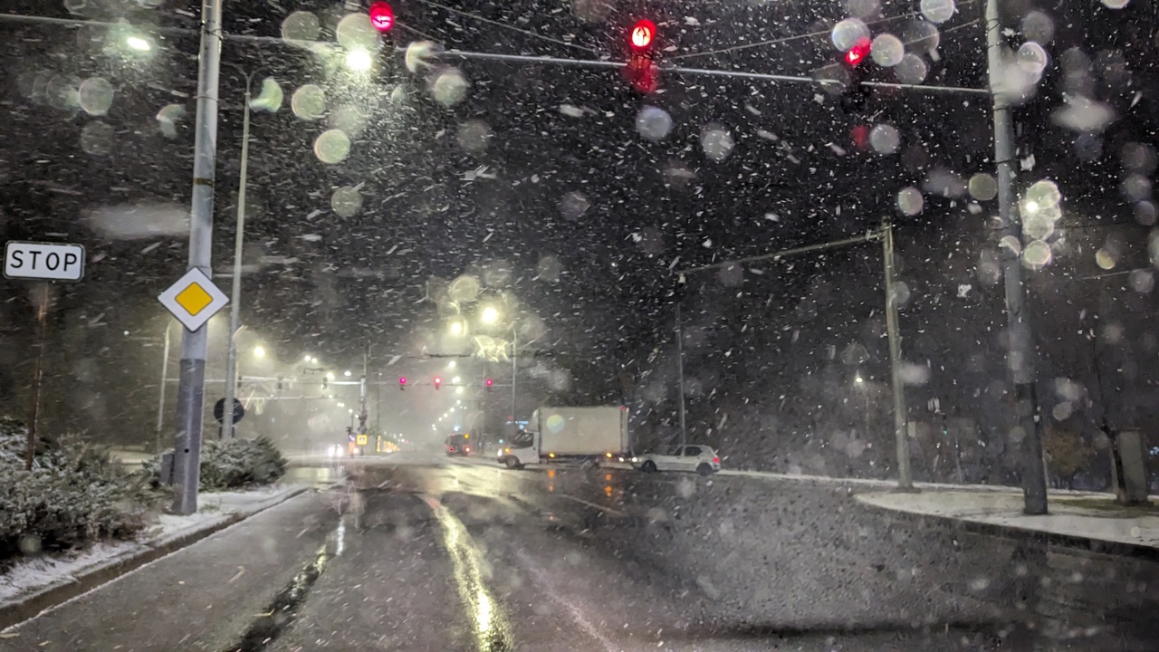 METEO // Vijelie, troiene și ghețuș, iar temperatura aerului va scădea cu până la 15°C