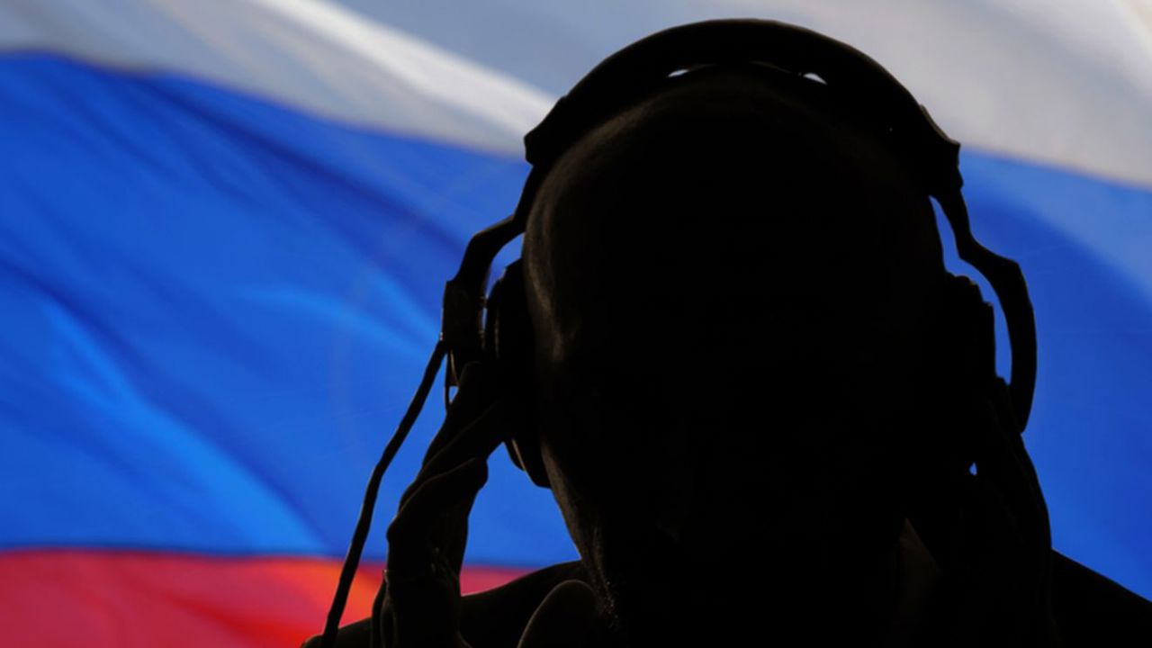 Rețea de spionaj a GRU, implicată în furt de date militare, destructurată de FBI, SRI și alte 14 servicii