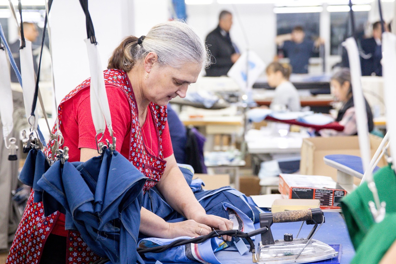 Circa 10.000 de locuri de muncă vacante și 30.000 de șomeri: Profesiile tehnice, cele mai solicitate