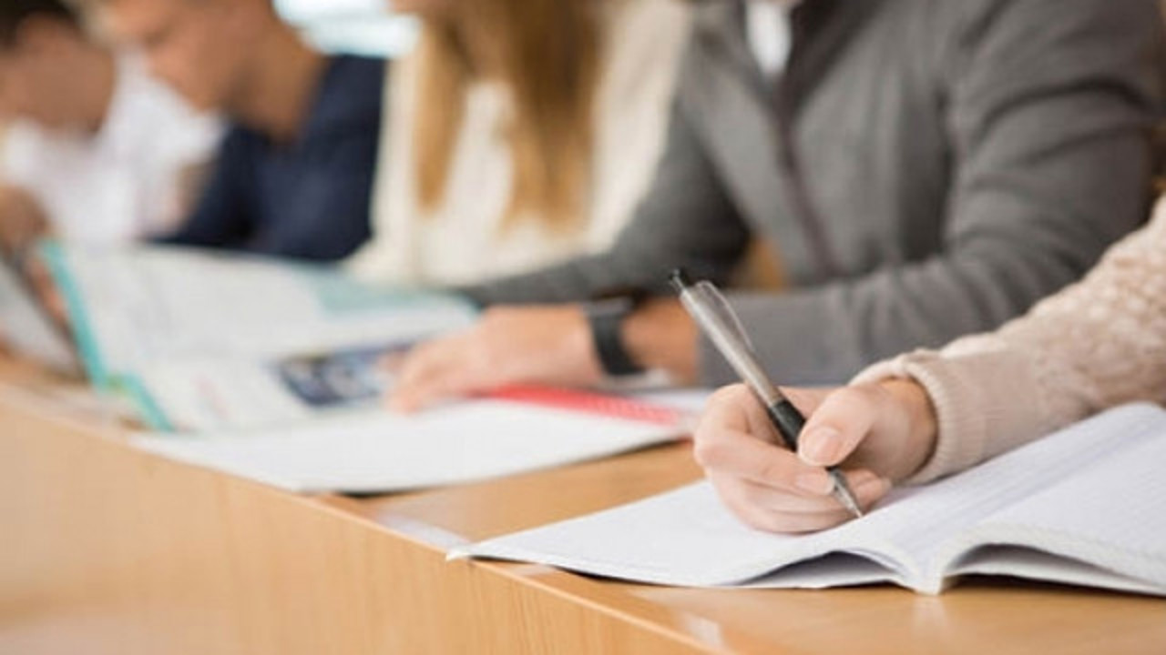 Circa 3.800 de elevi vor concura la olimpiadele republicane din acest an: premii, diplome și nota „10” din oficiu la examene