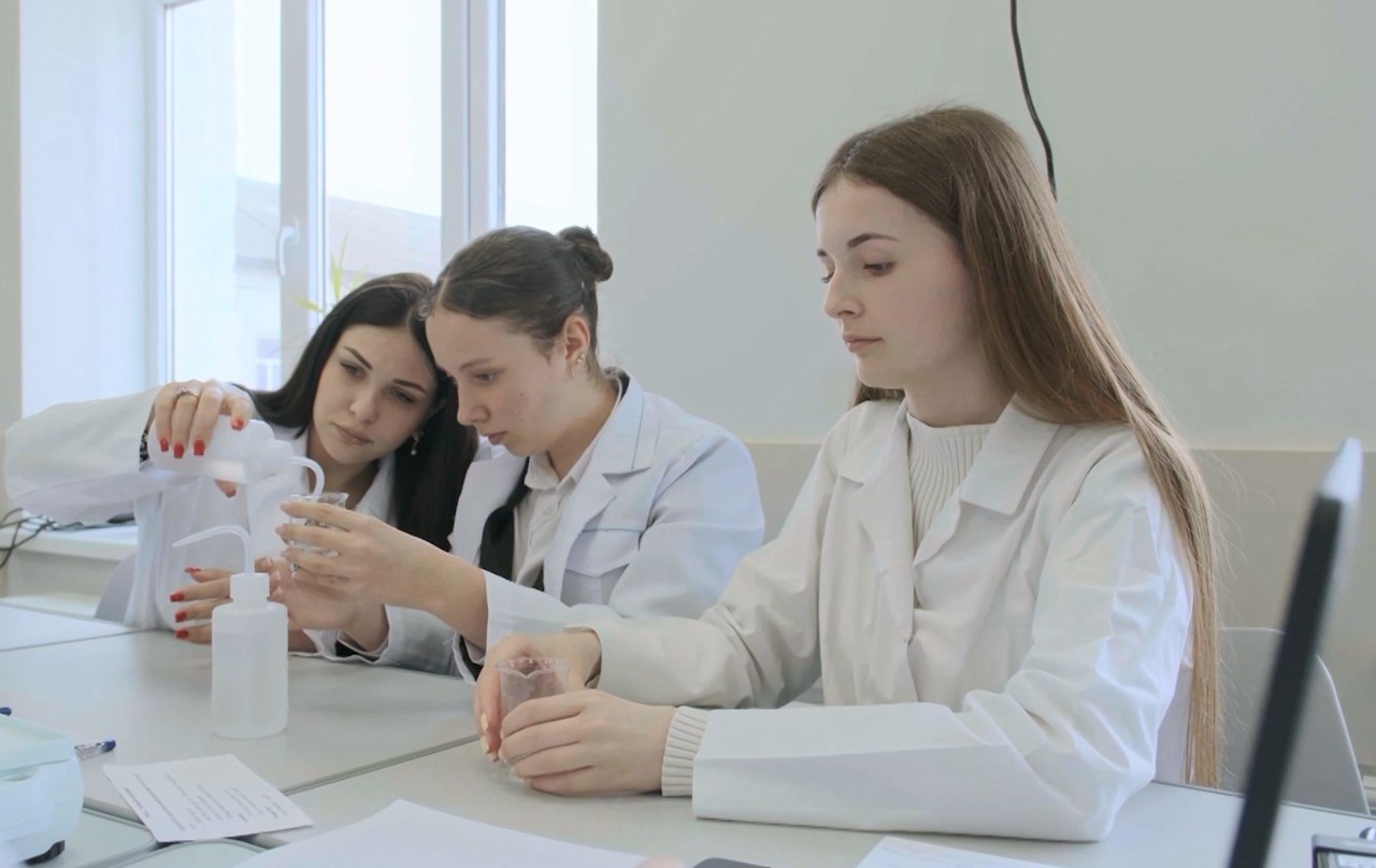 EU-supported high-performance labs in northern Moldova inspire students to attend and engage in science