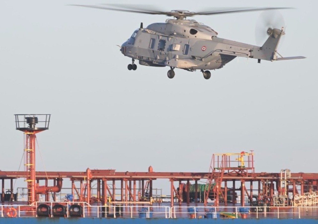 Emmanuel Macron: Marina Franceză a abordat un petrolier care venea din Rusia