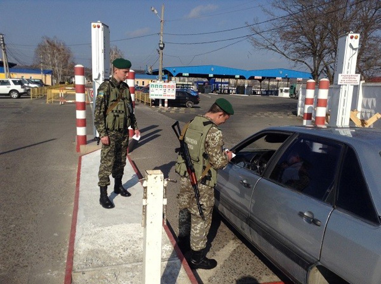 Soția unui adjunct al comandantului trupelor ruse din regiunea transnistreană, întoarsă de la frontieră