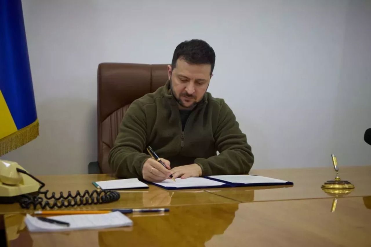 Presidents Nicușor Dan and Volodymyr Zelenskyy sign strategic partnership to boost defense and cultural ties