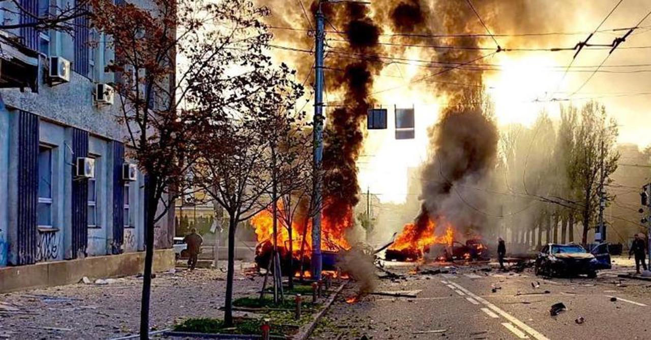 Воздушная тревога по всей Украине. Поступили сообщения о взрывах в Одессе и Виннице