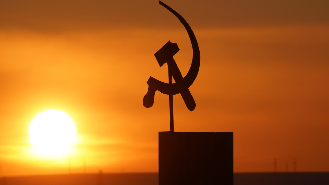 Directorul CIA, avertisment pentru Putin: Economia Rusiei riscă un colaps după modelul URSS