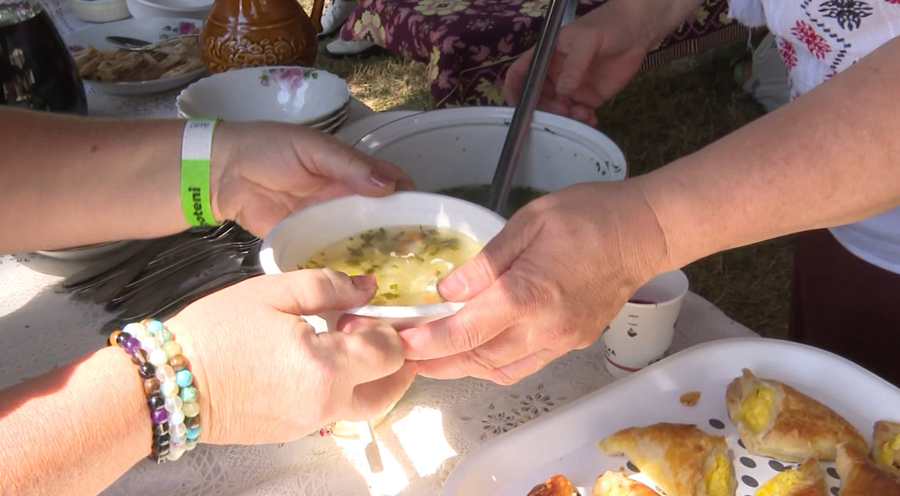 Homemade chicken soup festival held in Sipoteni