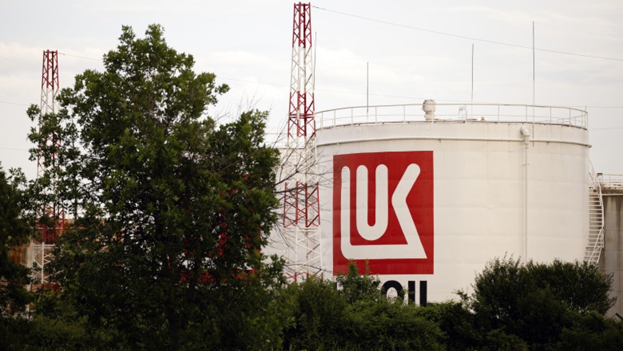 Abu Dhabi giant IHC eyes Lukoil's sanctioned foreign assets