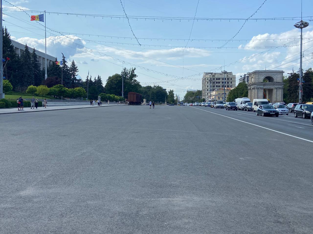 Traffic restrictions in Chisinau in connection with the funeral of Mircea Snegur