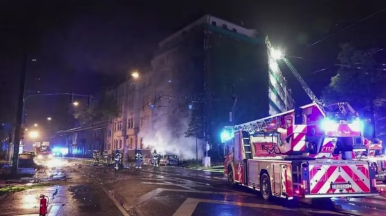На ярмарке в Дюссельдорфе из-за фейерверка пострадали 19 человек